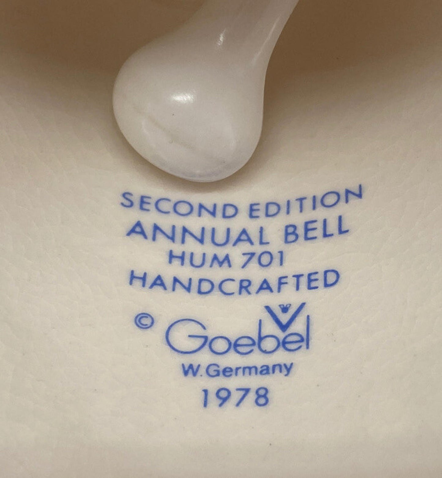 M J Hummel Goebel Annual Bell Second Edition West Germany Vintage 1979 HUM701